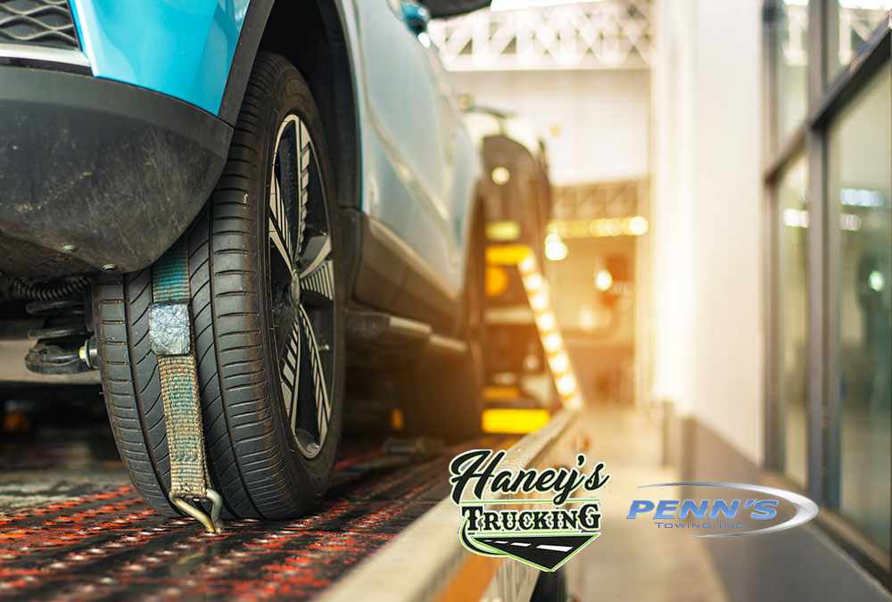 Emergency Towing 24/7 for Haney's Trucking and Tow Service offering 24/7 Emergency Towing Services throughout the Kansas City Missouri Metro Area